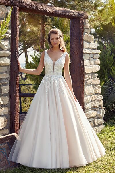DR2309 Helena back web scaled