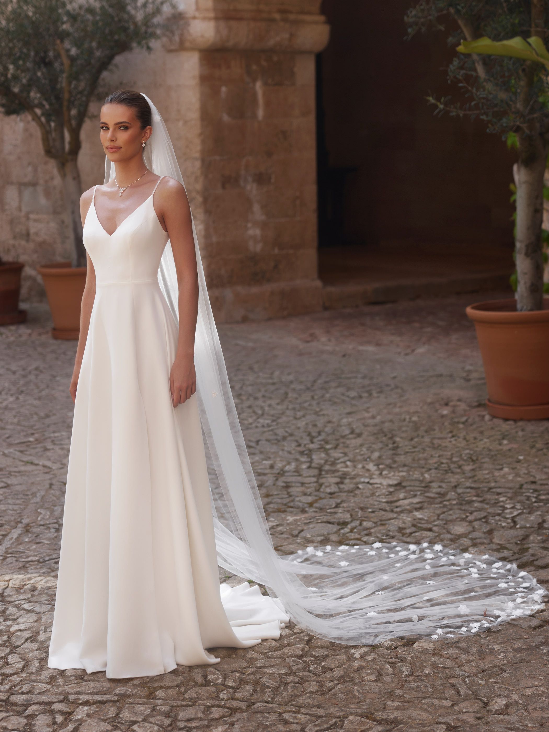 bianco evento bridal veil s501 1 